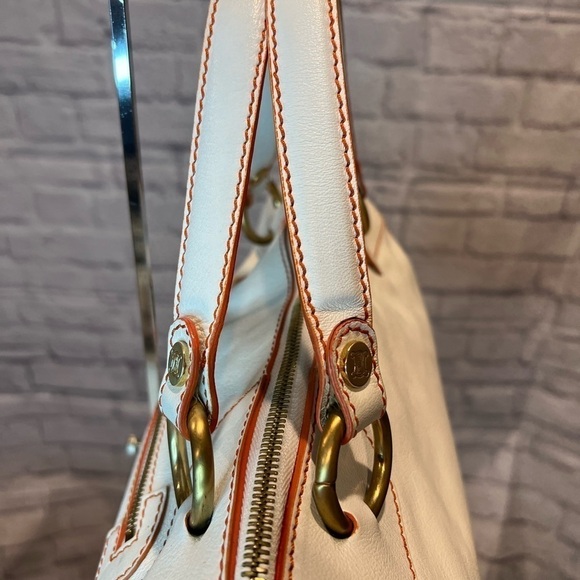 CELINE White Boston Shoulder Bag Leather - Picture 10 of 14